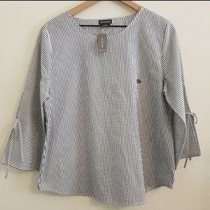NWT Van Heusen Blouse